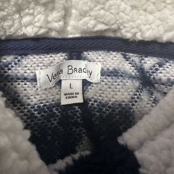 Vera Bradley Sherpa Pull over - Picture 7 of 8